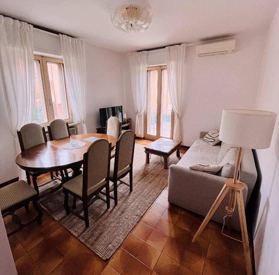 Apartment Al Lago, Torri Del Benaco Exterior photo