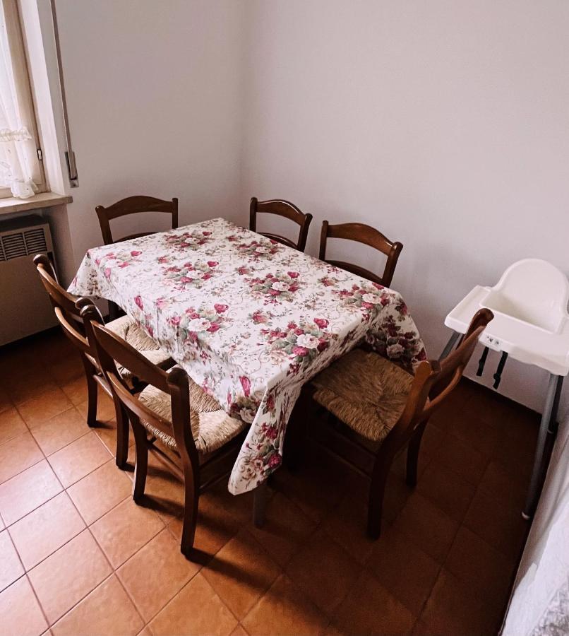 Apartment Al Lago, Torri Del Benaco Exterior photo